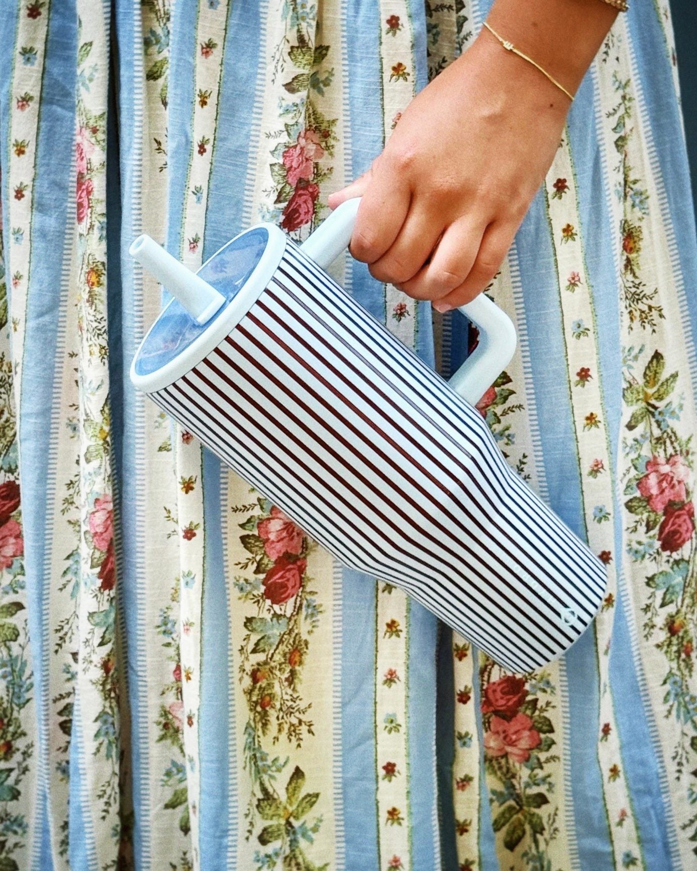 Sadie x Traveler - Pinstripe pattern